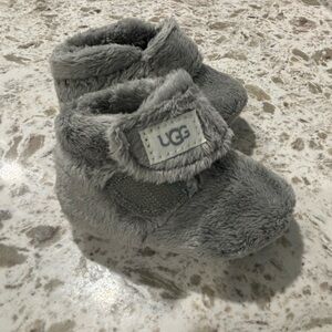 UGG Bixbee Baby Booties in Charcoal